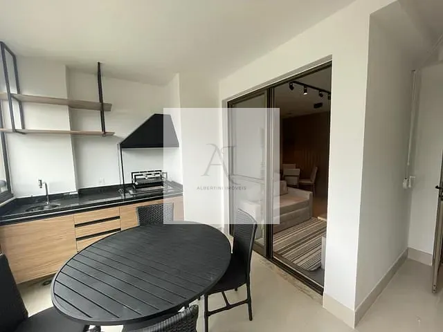 Apartamento com 65m² 2 quartos e 1 banheiro, para alugar, no bairro Água Branca em São Paulo