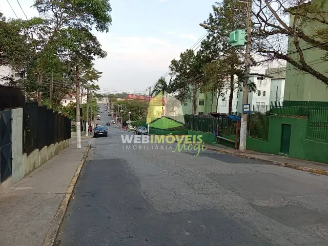 Apartamento com 45m² 2 quartos e 1 banheiro, para alugar, no bairro Jardim Marica em Mogi das Cruzes