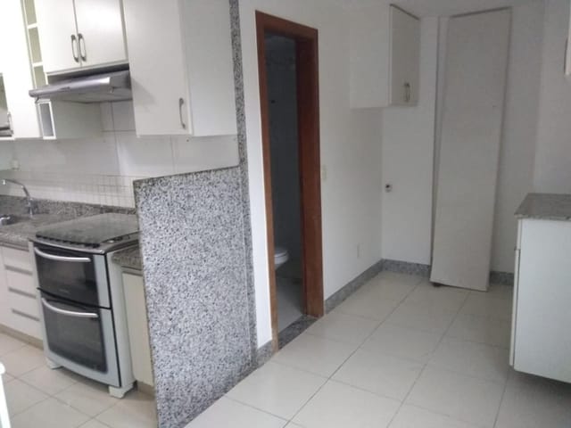 Apartamento 3 quartos e 3 banheiros, à venda, no bairro Glória em Macaé