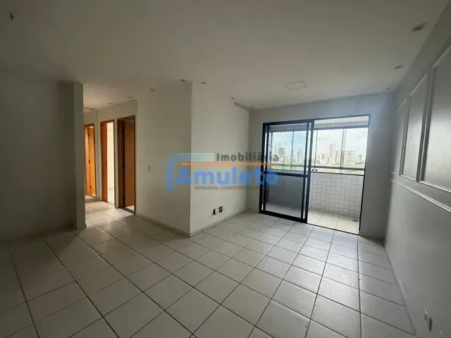 Apartamento 2 quartos e 2 banheiros, para alugar, no bairro Torre em Recife