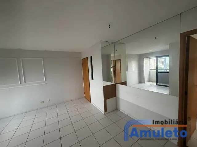 Apartamento 2 quartos e 2 banheiros, para alugar, no bairro Torre em Recife