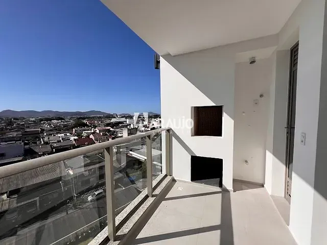 Apartamento 2 quartos e 2 banheiros, para alugar, no bairro São Vicente em Itajaí
