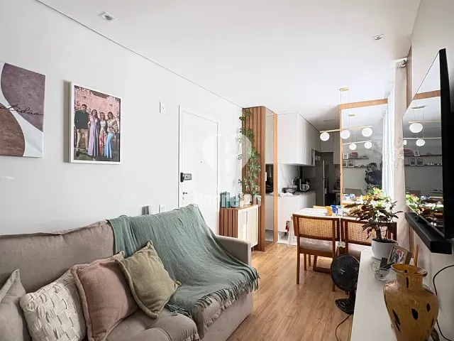 Apartamento 2 quartos e 1 banheiro, à venda, no bairro Santa Helena (Barreiro) em Belo Horizonte