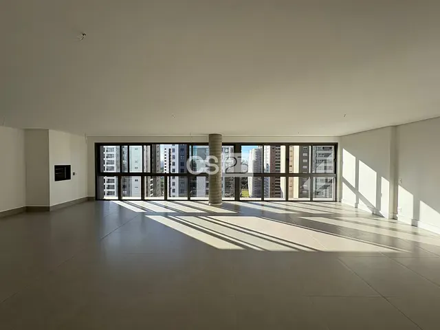 Apartamento com 333m² 3 quartos e 4 banheiros, à venda, no bairro Gleba Fazenda Palhano em Londrina