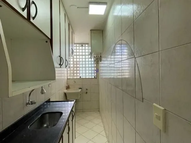 Apartamento 2 quartos e 1 banheiro, para alugar, no bairro Asa Norte em Brasília