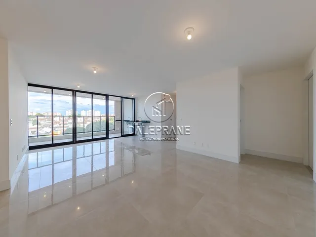 Apartamento 4 quartos e 4 banheiros, à venda, no bairro Guará II em Brasília