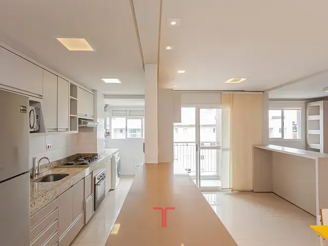 Apartamento 1 quarto e 2 banheiros, para alugar, no bairro Fanny em Curitiba