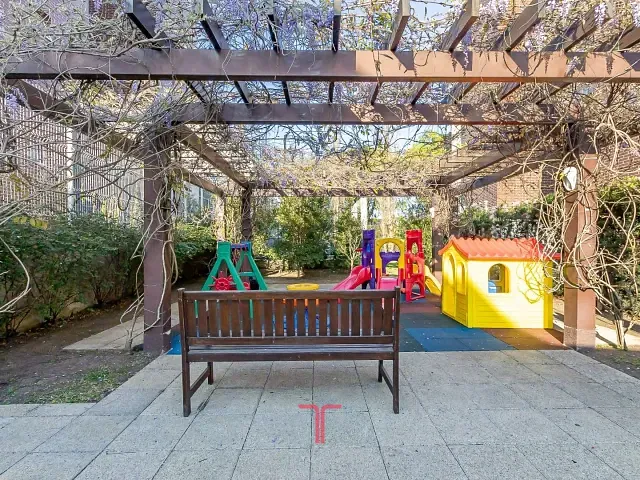 Apartamento 1 quarto e 2 banheiros, para alugar, no bairro Fanny em Curitiba