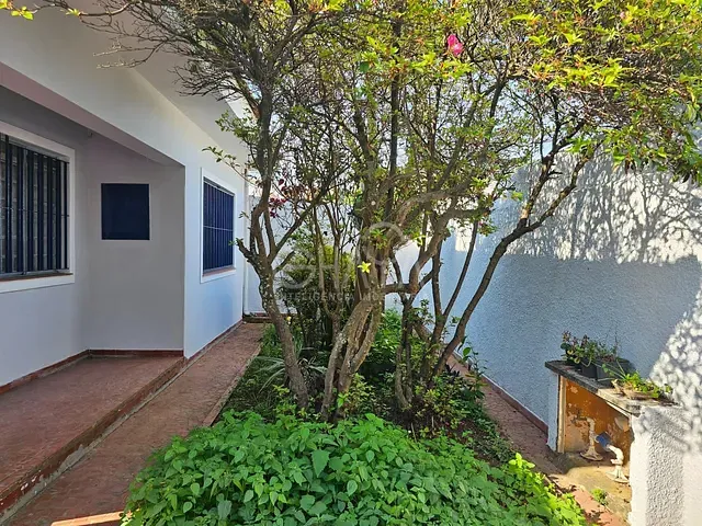 Casa com 300m² 2 quartos e 2 banheiros, à venda, no bairro Cidade Domitila em São Paulo