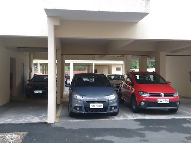 Apartamento com 63m² 2 quartos e 1 banheiro, à venda ou para alugar, no bairro Pinheirinho em Vinhedo