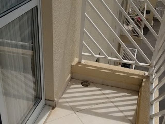 Apartamento com 63m² 2 quartos e 1 banheiro, à venda ou para alugar, no bairro Pinheirinho em Vinhedo