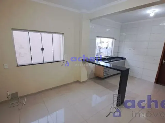 Apartamento com 75m² 2 quartos e 1 banheiro, para alugar, no bairro Centro em Rondonópolis