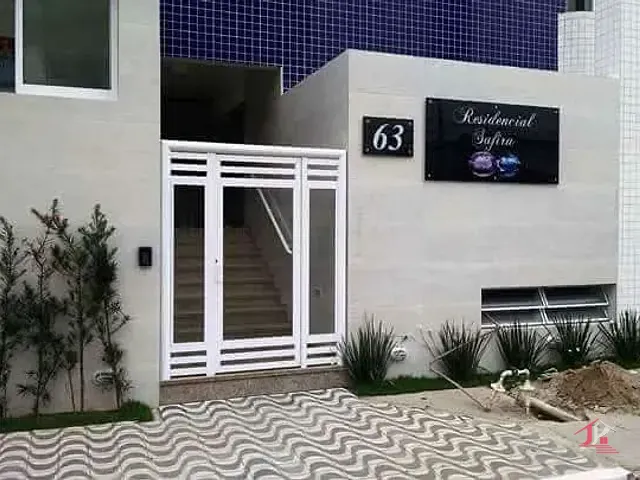 Apartamento 1 quarto e 1 banheiro, à venda, no bairro Maracanã em Praia Grande