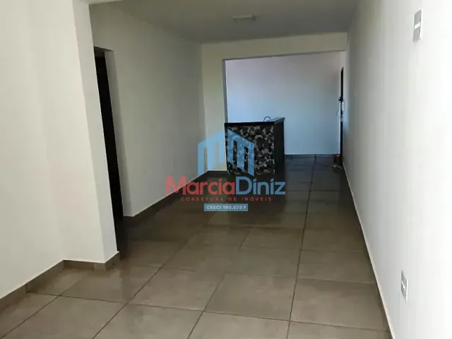 Apartamento 2 quartos e 1 banheiro, para alugar, no bairro Centro em Ituverava