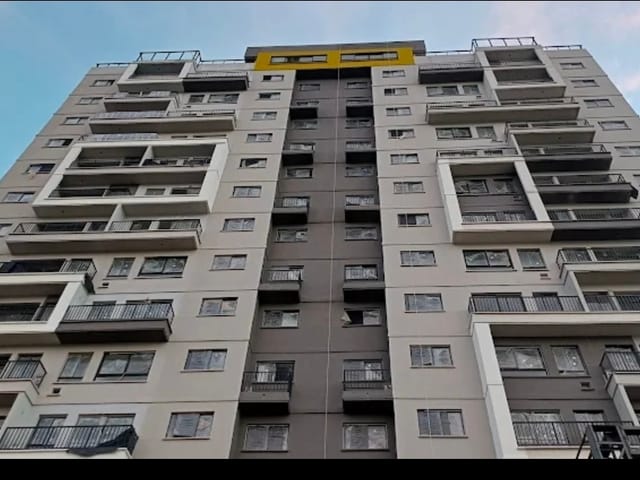Apartamento 2 quartos e 2 banheiros, à venda, no bairro Jardim Palácios em Aparecida de Goiânia