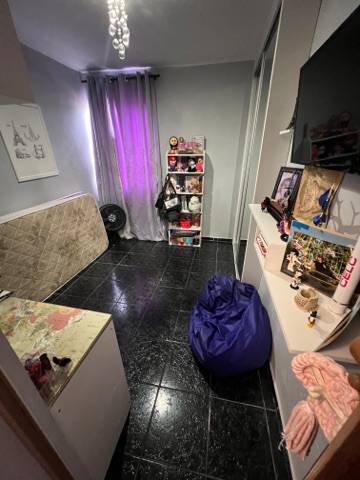 Apartamento 2 quartos e 1 banheiro, à venda, no bairro Inhaúma em Rio de Janeiro