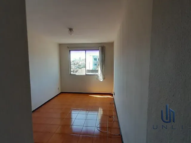 Apartamento 3 quartos e 1 banheiro, à venda, no bairro São Geraldo em Volta Redonda