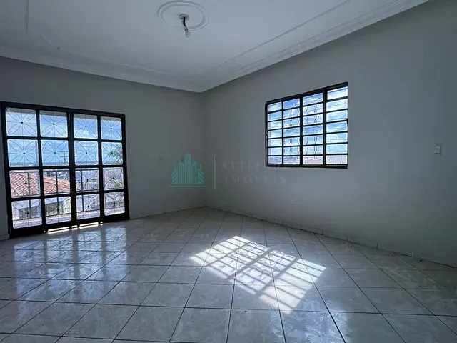 Apartamento 3 quartos e 2 banheiros, para alugar, no bairro São João em Catalão