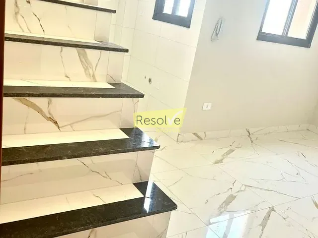 Apartamento 2 quartos e 2 banheiros, à venda, no bairro Vila Cecilia Maria em Santo André
