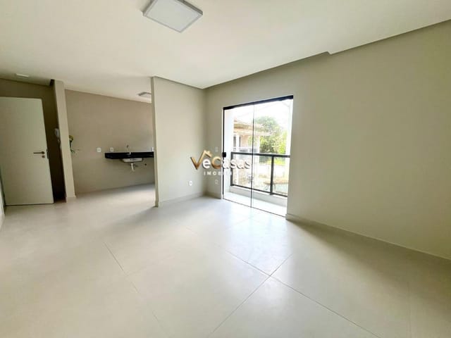 Apartamento com 70m² 2 quartos e 1 banheiro, à venda, no bairro Costazul em Rio das Ostras