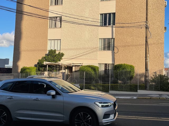 Apartamento com 60m² 2 quartos e 1 banheiro, à venda, no bairro Coqueiros em Florianópolis