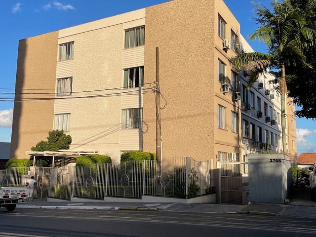 Apartamento com 60m² 2 quartos e 1 banheiro, à venda, no bairro Coqueiros em Florianópolis