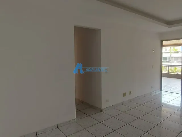 Apartamento com 110m² 3 quartos e 1 banheiro, para alugar, no bairro Recreio dos Bandeirantes em Rio de Janeiro