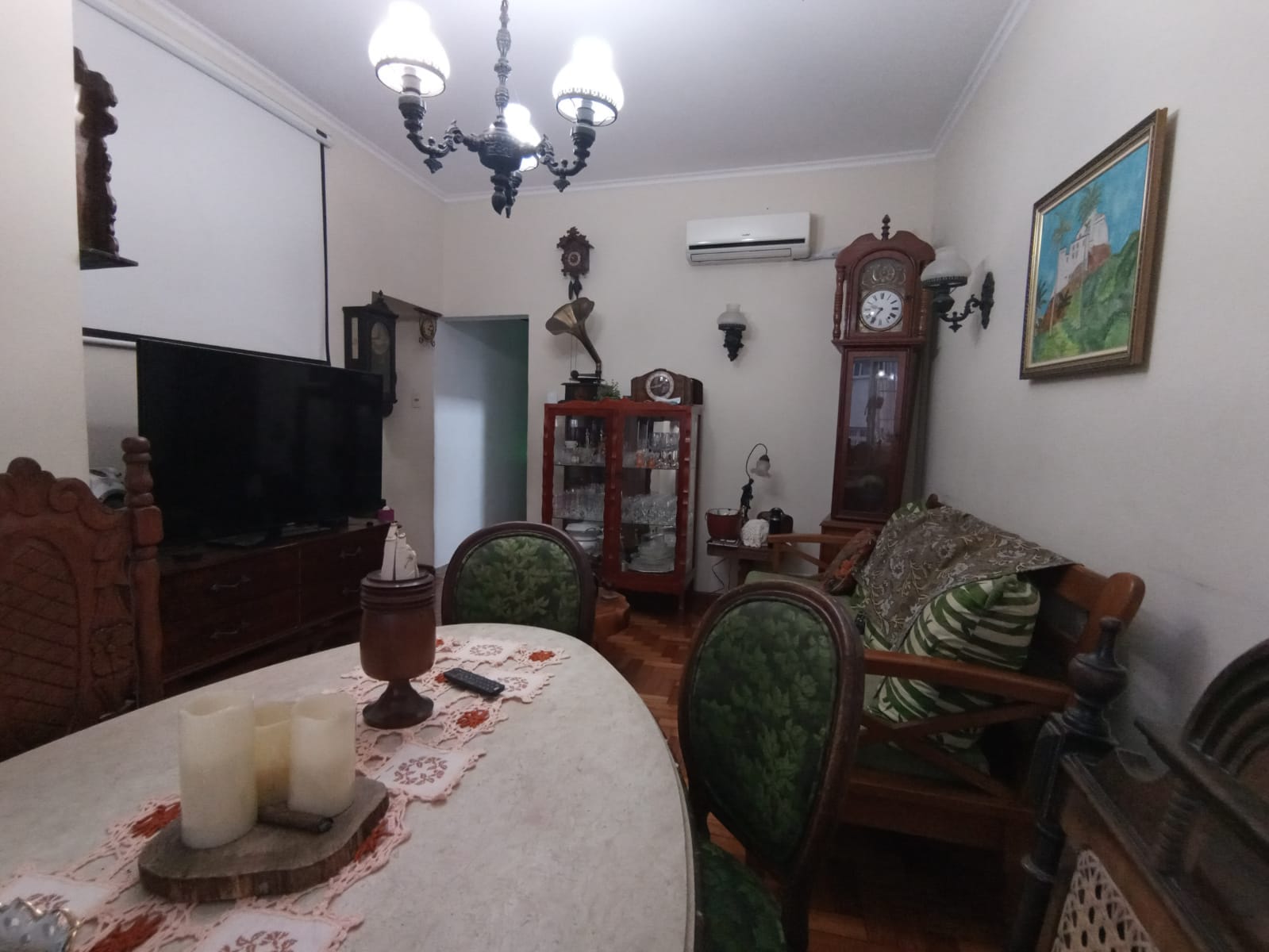 https://static.arboimoveis.com.br/AP0040_ALEXMO/apartamentoavendacentrovitoriaes_1627056987766.jpg