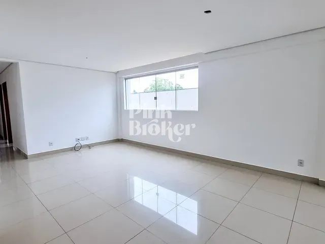 Apartamento com 227m² 3 quartos e 2 banheiros, à venda, no bairro Cabral em Contagem