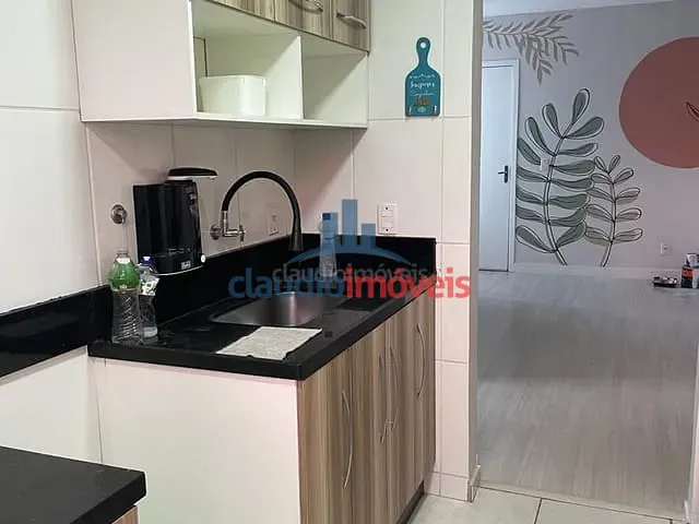 Apartamento 2 quartos e 1 banheiro, à venda, no bairro Parque Independência em Barra Mansa
