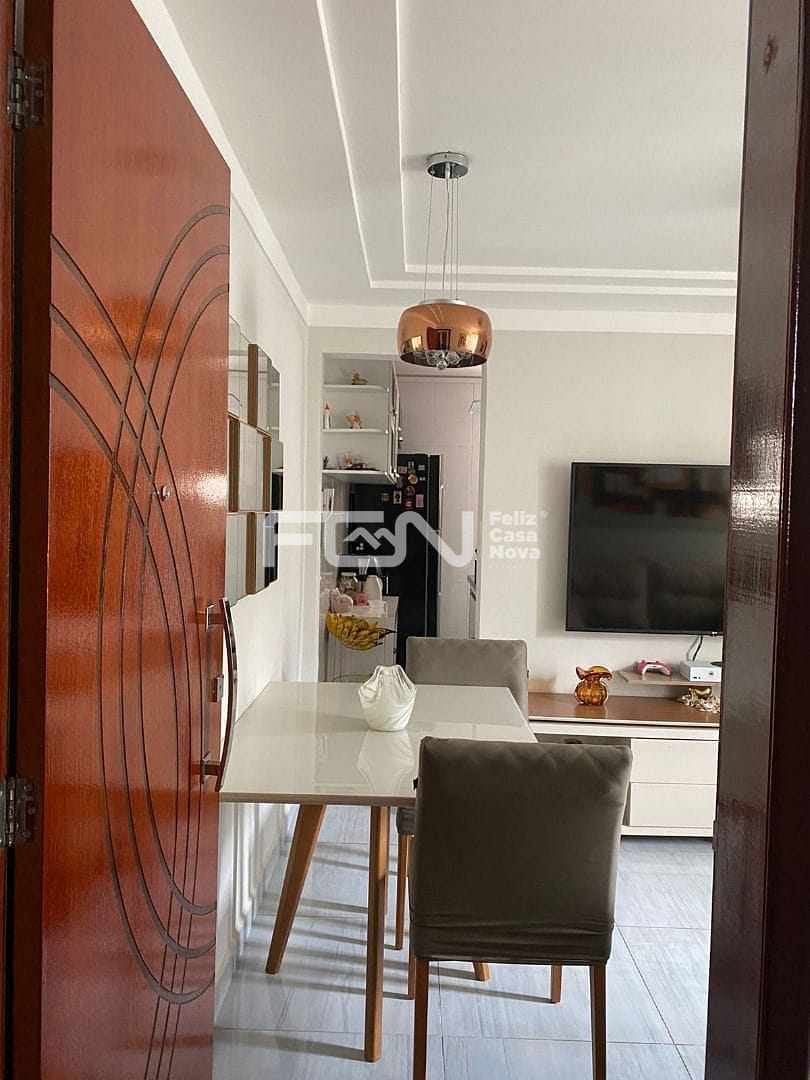 Apartamento à venda com 2 quartos, 10m² - Foto 1