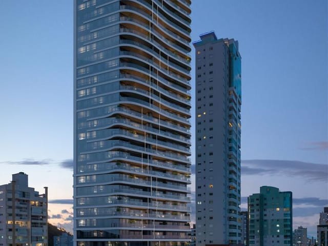 Apartamento à venda, no bairro Centro em Itajaí