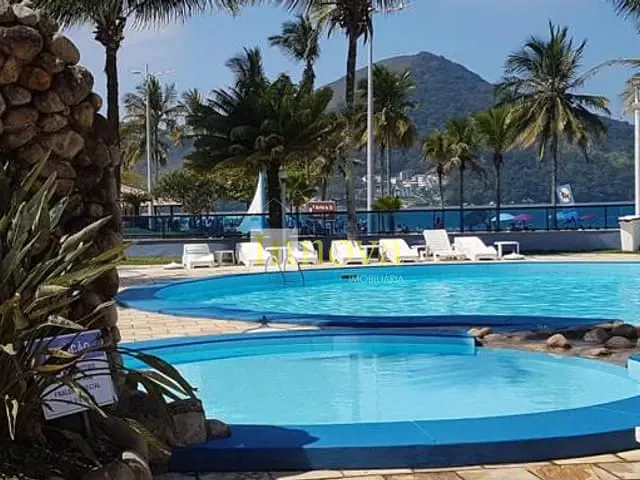 Apartamento com 90m² 3 quartos e 2 banheiros, para alugar, no bairro Prainha em Caraguatatuba