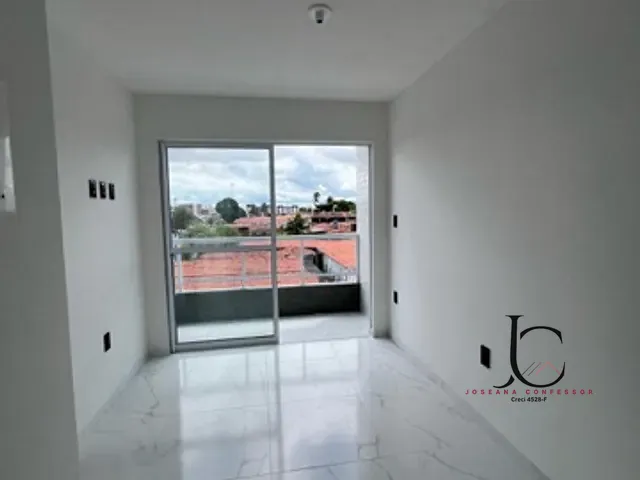 Apartamento 2 quartos e 2 banheiros, à venda, no bairro Cristo Redentor em João Pessoa