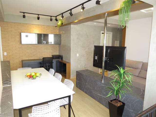 Foto do Apartamento - Apto à venda no Ed. Boulevard Village, na Av. Celso Garcia Cid, 1300 próx. do Shopping Boulevard em Londrina. 69m² de área útil. Sala estendida. 2 dorm. | Magda Ziliotto