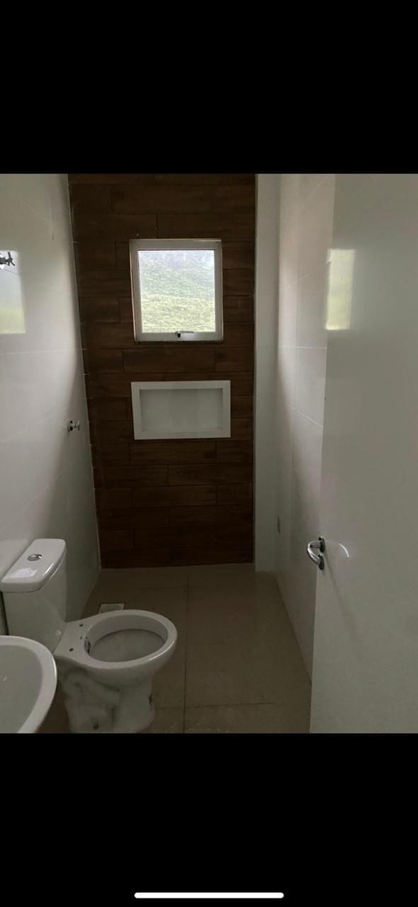 Foto do Apartamento - Lindo apartamento à venda de 2 dormitórios na Praia de Fora, Palhoça. Não perca esta oportunidade ótima localização. | Michelli Lima da Silva