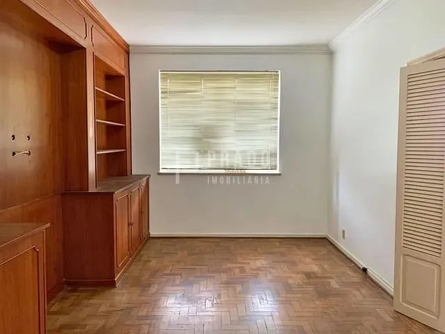 Apartamento 3 quartos e 2 banheiros, à venda, no bairro Centro em Pelotas