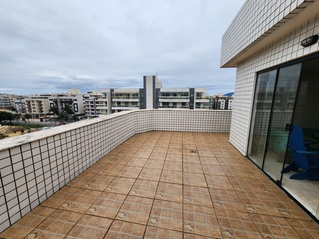 Apartamento com 200m² 3 quartos e 2 banheiros, à venda, no bairro Braga em Cabo Frio