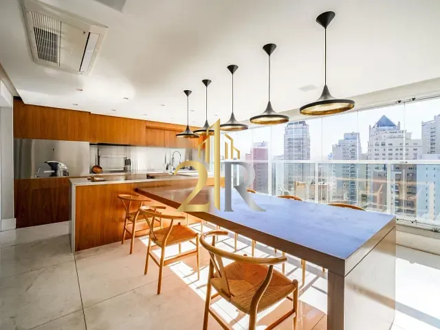 Apartamento 3 quartos e 4 banheiros, à venda, no bairro Vila Uberabinha em São Paulo
