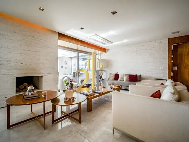 Apartamento 3 quartos e 4 banheiros, à venda, no bairro Vila Uberabinha em São Paulo