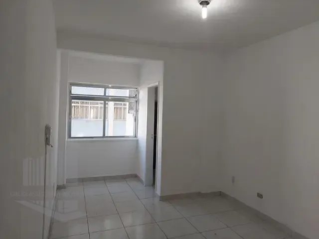 Apartamento 1 quarto e 1 banheiro, para alugar, no bairro Aclimação em São Paulo