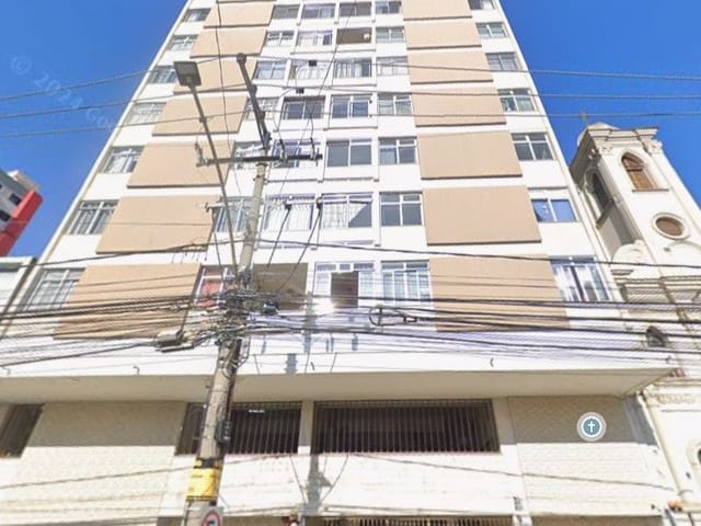 Apartamento 2 quartos e 2 banheiros, para alugar, no bairro Centro em Juiz de Fora