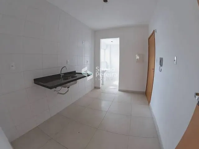 Apartamento 2 quartos e 2 banheiros, à venda, no bairro Estrela Sul em Juiz de Fora