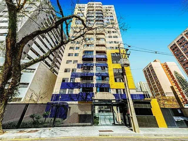 Apartamento com 285m² 3 quartos e 3 banheiros, à venda, no bairro Cristo Rei em Curitiba