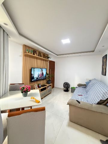 Apartamento 2 quartos e 1 banheiro, à venda, no bairro Atlântica em Rio das Ostras