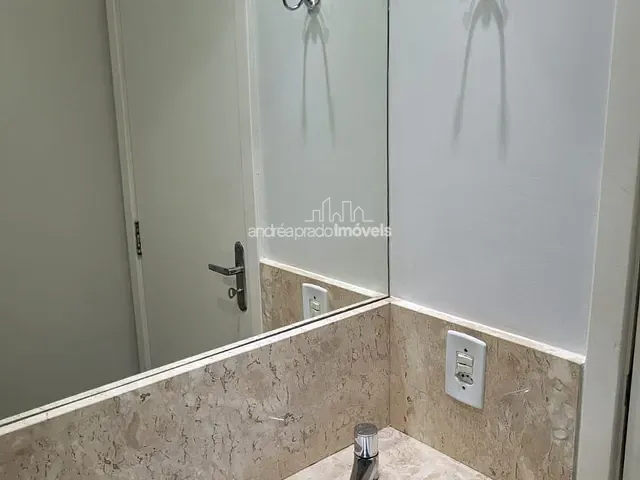 Apartamento com 78m² 2 quartos e 1 banheiro, à venda, no bairro Conjunto Habitacional João Turquino em Londrina