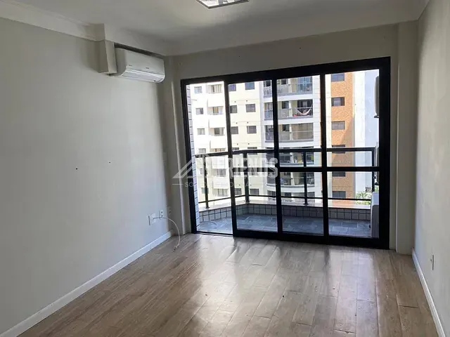 Apartamento com 80m² 4 quartos e 3 banheiros, à venda, no bairro Higienópolis em São Paulo