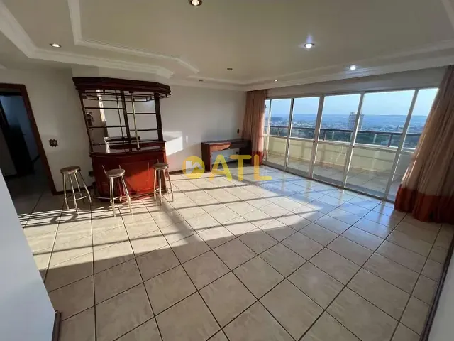 Apartamento 4 quartos e 4 banheiros, à venda, no bairro Centro em Ourinhos