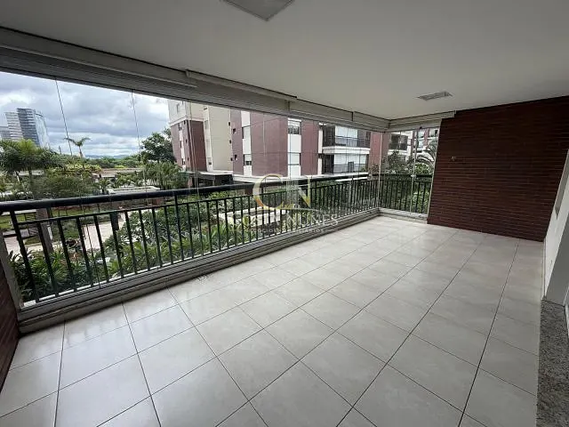 Apartamento 3 quartos e 5 banheiros, à venda ou para alugar, no bairro Água Branca em São Paulo