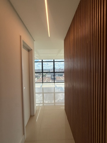 Apartamento com 141m² 3 quartos e 5 banheiros, à venda, no bairro Zona Industrial (Guará) em Brasília